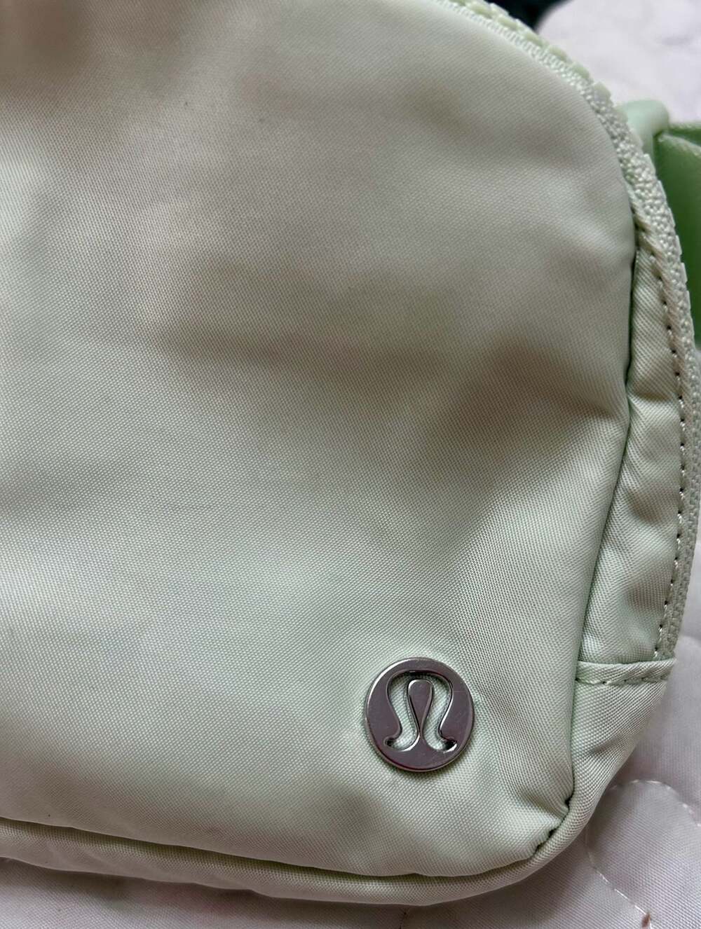 Lululemon Everywhere Belt Bag Sage Green